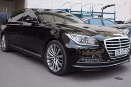 Soi “xế sang” Hyundai Genesis Sedan 2015 đầu tiên về VN