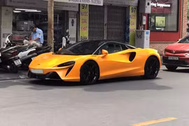 McLaren Artura Spider gần 17 tỷ "kín tiếng" của đại gia Sài Gòn