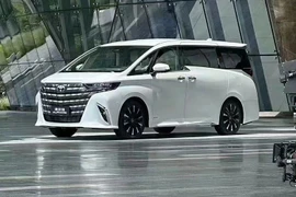 Toyota Alphard 2024 nhận cọc tại Việt Nam, giá hơn 4 tỷ đồng?