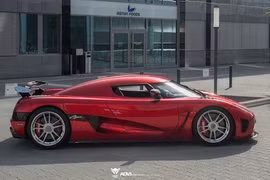 “Hàng khủng” Koenigsegg Agera R độ mâm đầu tiên trên Thế giới