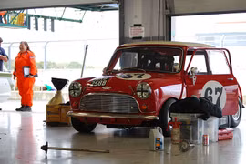 Xe ôtô điện còn gây ô nhiễm môi trường hơn cả xe cổ?