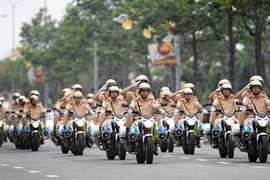 Dàn xe đặc chủng làm nhiệm vụ bảo vệ APEC 2017