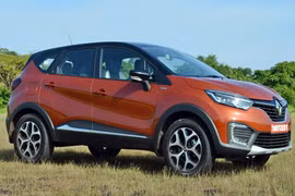 Xe Renault Captur chốt giá 351 triệu "đấu" Hyundai Creta 