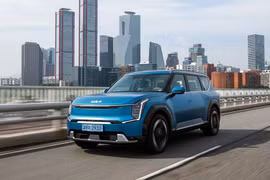 Chi tiết Kia EV9 2024 giá 54.900 USD ở Mỹ 