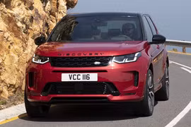 Land Rover Discovery Sport 2020 ra mắt Malaysia từ 2 tỷ đồng