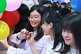 Bộ trưởng Giáo dục ra Chỉ thị năm học mới