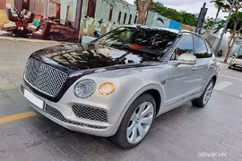 Cận cảnh xe siêu sang Bentley Bentayga Mulliner trên đường phố Sài Gòn