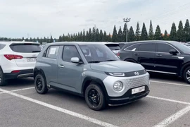 Cận cảnh SUV hạng A siêu rẻ Hyundai Casper 2022 trên phố