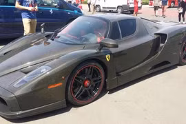 Cận cảnh siêu xe Enzo Ferrari vỏ carbon “có một không hai“