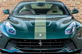 Ferrari F12 Berlinetta độ 1,2 tỷ từ Tailor Made, bán 7,47 tỷ đồng