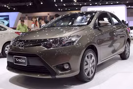 Top 10 mẫu ôtô bán chạy nhất Việt Nam năm 2015