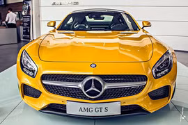 Mercedes-Benz đang “thống trị” phân khúc xe sang 