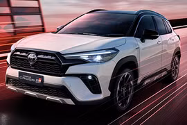 Toyota Corolla Cross GR Sport từ 840 triệu đồng sắp về Việt Nam?