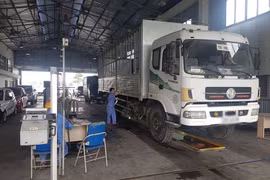 Siết chặt đăng kiểm, gần 430.000 phương tiện trượt lần đầu 