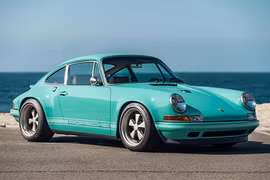 Siêu xe Porsche 911 “Malibu” 1991 phục chế hơn 20 tỷ đồng