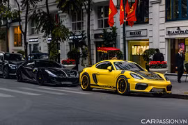 Chiêm ngưỡng dàn xe trăm tỷ đồng dạo phố Hà Nội cận Tết Quý Mão