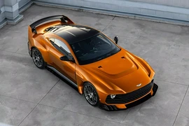 "Kiệt tác" Aston Martin Valiant 735 mã lực, giới hạn 38 chiếc 