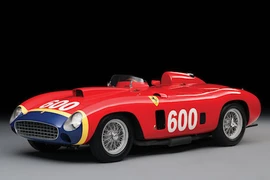 Chiêm ngưỡng “bảo vật” xe đua Ferrari 290 MM 