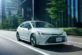 Lý do Toyota Corolla bản máy xăng tiếp tục bị khai tử?