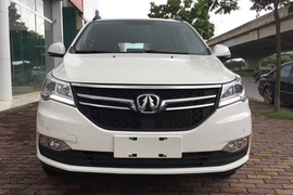 “Xế Tàu” BAIC F5 giá 548 triệu đấu Toyota Innova tại VN