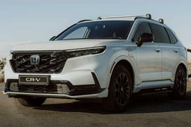 Honda CR-V Dream Pod - một chiếc "khách sạn con nhộng” di động