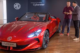 MG Cyberster ra mắt tại quê hương Anh quốc, từ 1,6 tỷ đồng