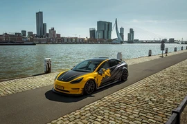  Tesla Model 3 độ RevoZport siêu hầm hố của dân chơi Hà Lan
