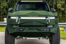 Bán tải điện Rivian R1T hơn 3,5 tỷ đồng