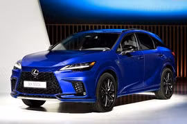 Lexus RX 2023 từ 3,43 tỷ tại Việt Nam có gì đặc biệt?