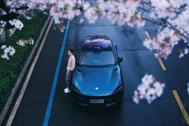 CEO Xiaomi hé lộ thiết kế SUV điện YU7 trước ngày ra mắt