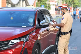 Người dân có được về quê khi Hà Nội phân thành 3 vùng chống dịch?