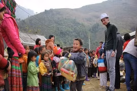 Gần 100 triệu đồng đến với học sinh nghèo vùng biên