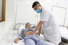 Người đàn ông 58 tuổi có bàng quang to gấp 6 lần người thường