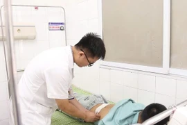 Bơm xi măng có bóng: Giải pháp tối ưu cho người chấn thương cột sống 