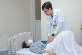 Đau bụng ruột thừa chẩn đoán rối loạn tiêu hóa người nước ngoài suýt vỡ ruột