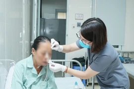 Phẫu thuật vi phẫu cứu sống người bệnh bị ung thư bờ lưỡi