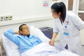 Cứu sống người đài loan bị ung thư gan sốc mất máu nguy kịch