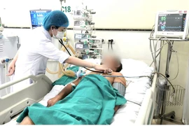 Ngã vào gốc cây mục, người đàn ông bị nhiễm trùng huyết... vì uốn ván