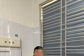 Hay ăn đồ tái sống, người đàn ông mắc sán dây 10m