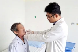 Phải cắt bỏ lưỡi vì vết loét nhỏ, chuyên gia cảnh báo điều cần lưu ý