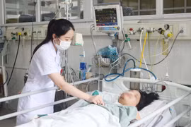 Cứu sống bệnh nhân ngã từ tầng 7 đa chấn thương