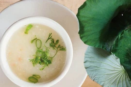 Cháo thuốc giúp người bệnh sởi nhanh bình phục