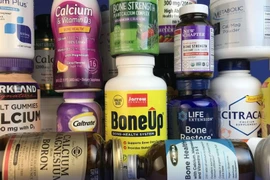 Khi nào sỏi thận có thể uống được canxi?