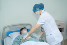 Phẫu thuật viêm ruột thừa cho cô gái 20 tuổi bị đảo ngược phủ tạng