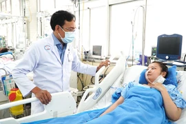 “Cân não” cứu mẹ con thai phụ gặp bệnh hiếm: Nội tạng bị đảo lộn