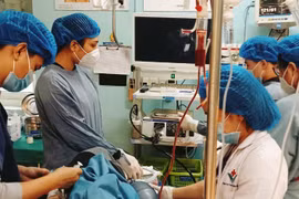 Cẩn thận sốc mất máu do vỡ giãn tĩnh mạch thực quản: cần phát hiện sớm