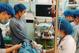 Cẩn thận sốc mất máu do vỡ giãn tĩnh mạch thực quản: cần phát hiện sớm