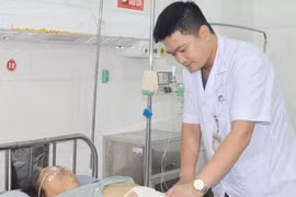 Thủng ruột non do vòng tránh thai lạc chỗ 30 năm