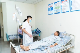 Đau bụng sau ăn mít phải cắt bỏ túi mật do viêm túi mật cấp