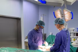 Sưng đau bẹn bìu không ngờ lao mào tinh hoàn